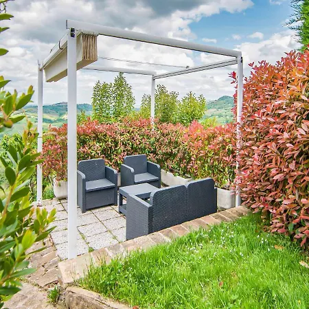Classy In With Swimming Pool Cupramontana