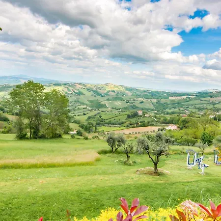 Classy In With Swimming Pool Appartement Cupramontana